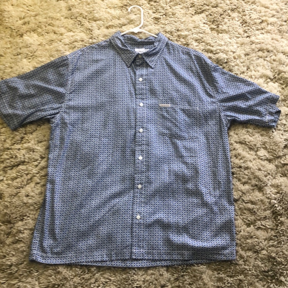 Men’s Xl Calvin Klein polyester pattern shirt